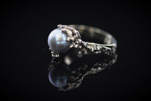 Tahitian Pearl White Gold Ring